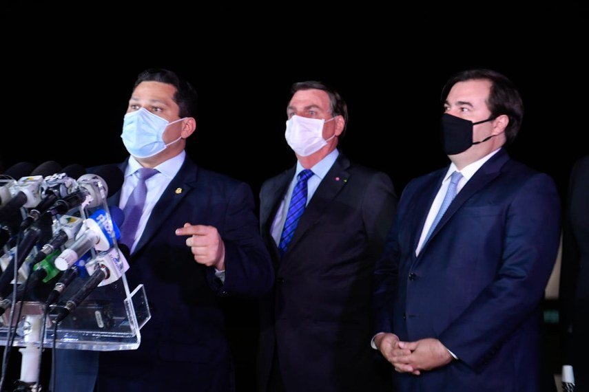 Teto de gastos e agenda pós-pandemia são discutidos por Davi, Maia e Bolsonaro